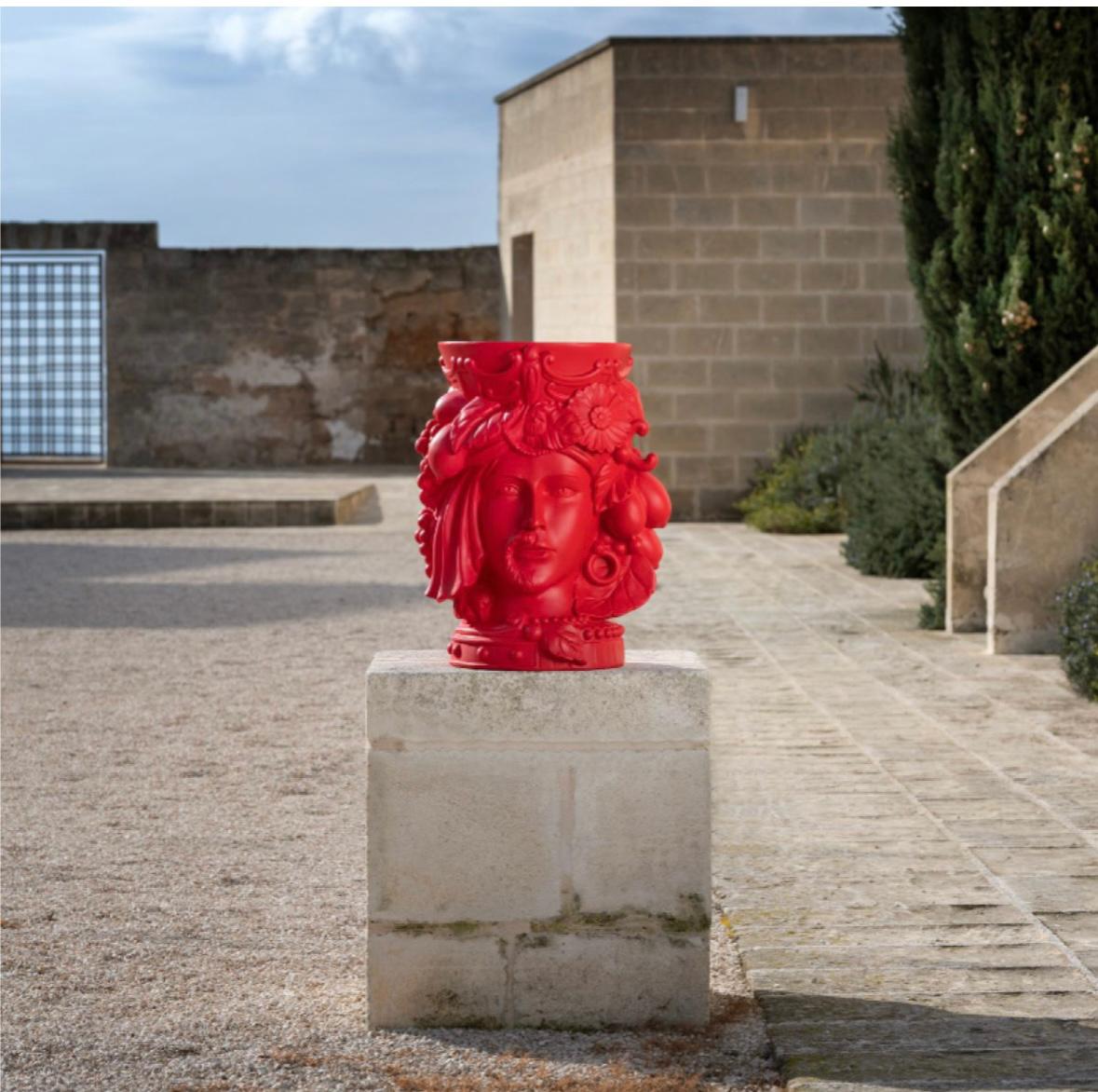 Teste Matte Polyresin Stool Double Face - Red