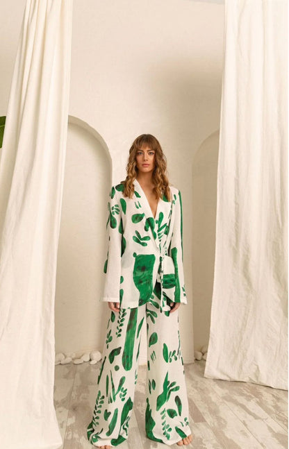 Green Pattern Ensemble